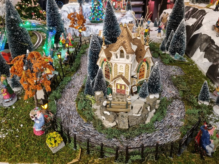 Antikk steinmur til din juleby - 21X29.7CM