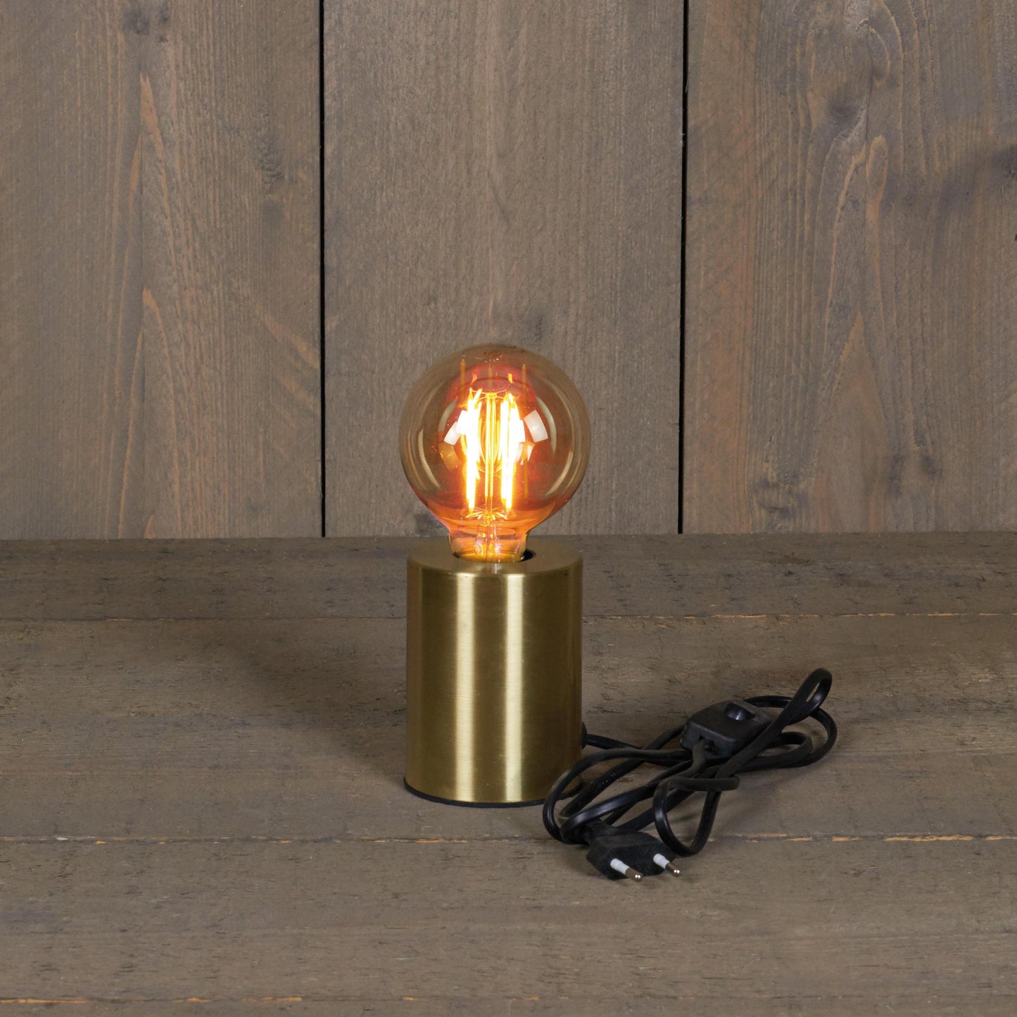 Retro LED-lampe som bordlampe - gullbase