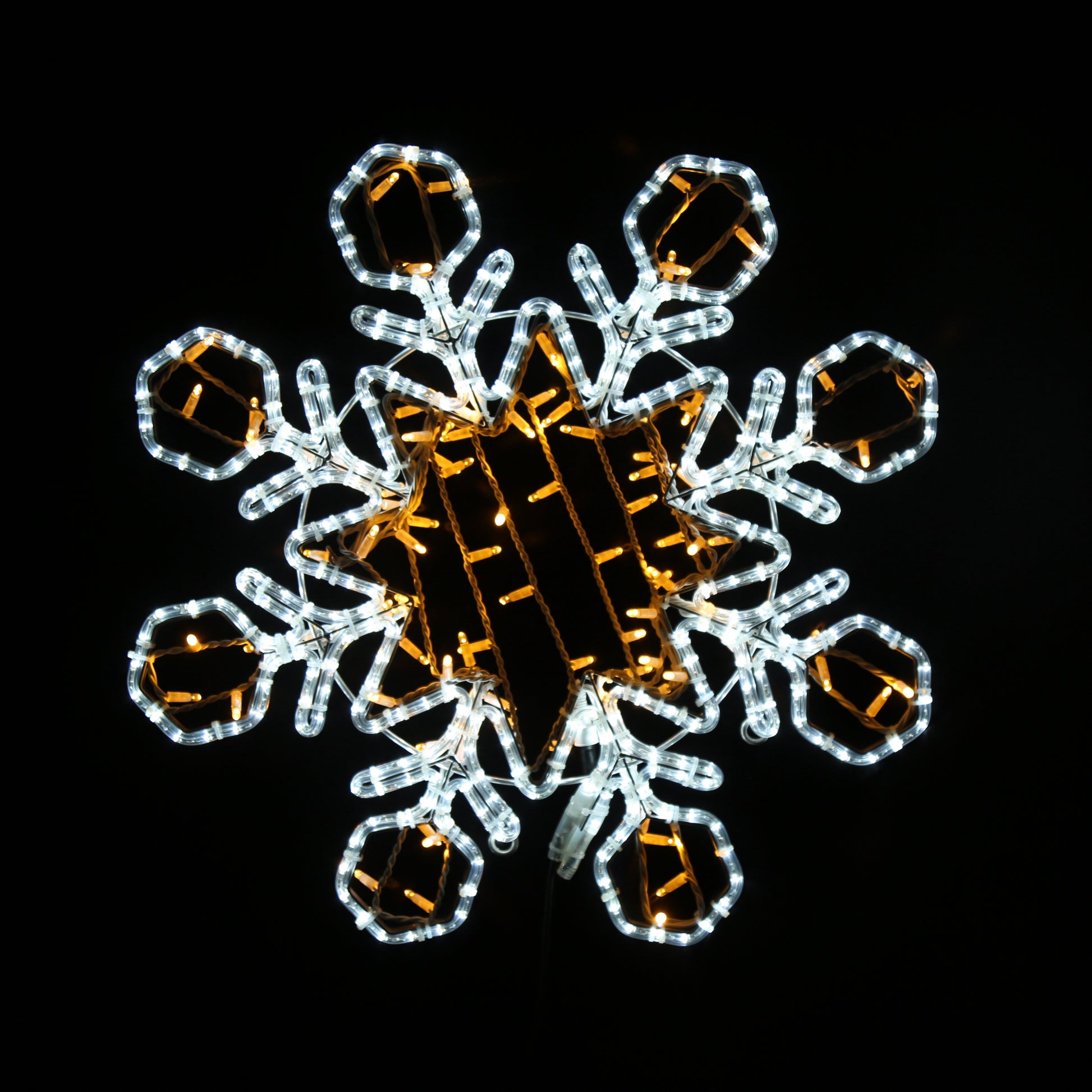 LED-snøfnugg med varmhvitt og kaldhvitt lys, 80 cm i diameter.