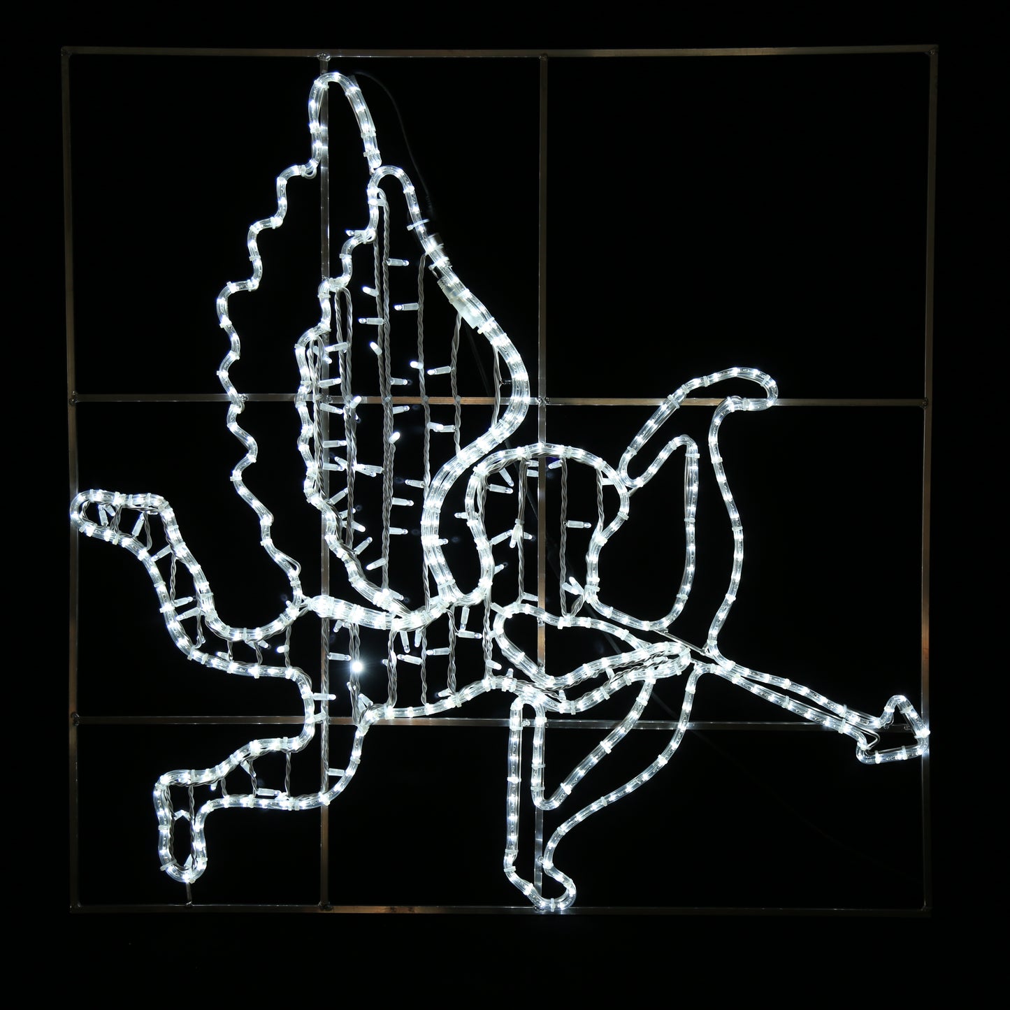 Kaldhvit LED-figur av en engel som skyter Amors pil, 120 × 120 cm.